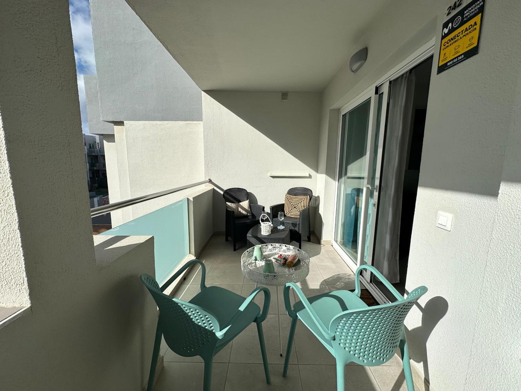 Basa Paradise - Piscina, Terraza, Wifi Y Parking คอร์ราเลโฮ ภายนอก รูปภาพ